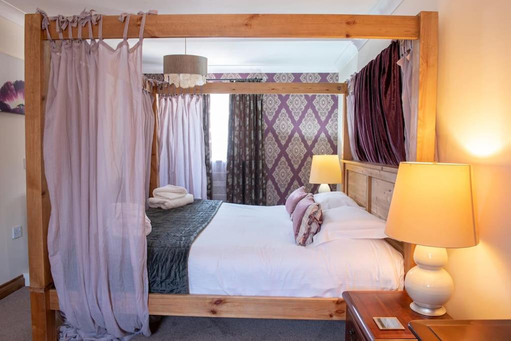 Wild Oats 6, Yellowtop Country Park Villa *