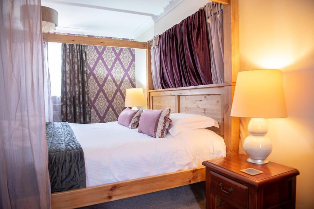Wild Oats 6, Yellowtop Country Park Villa York