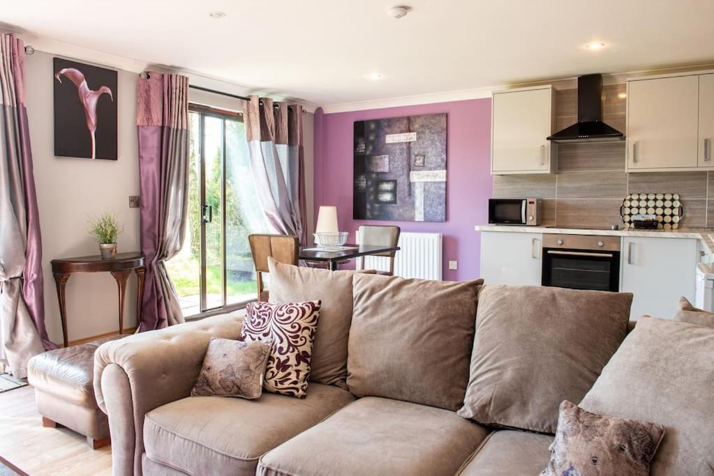 Wild Oats 6, Yellowtop Country Park Villa York