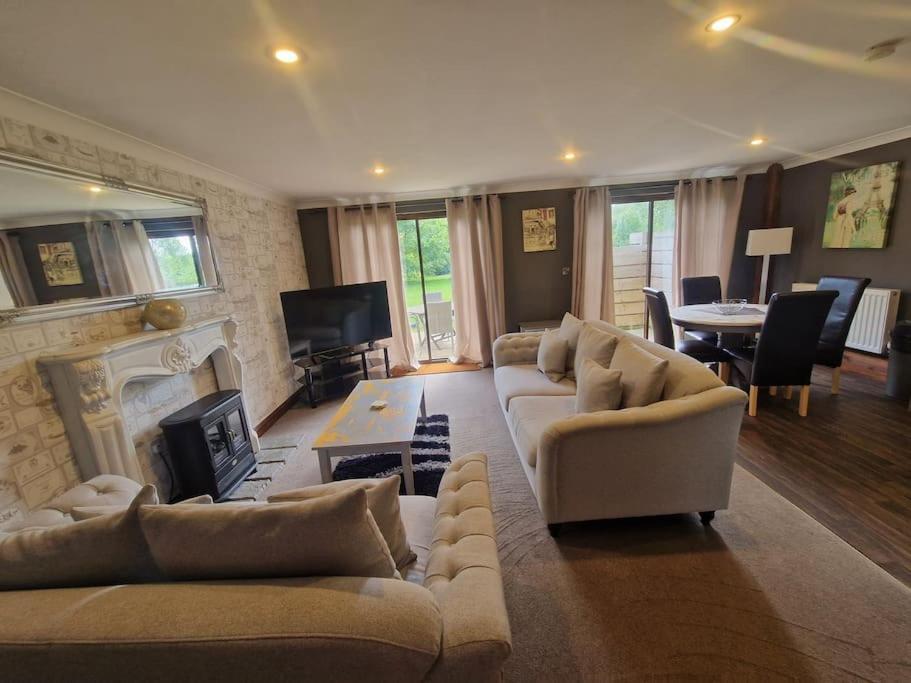 Harvest 8 Lodge, Yellowtop Country Park * York