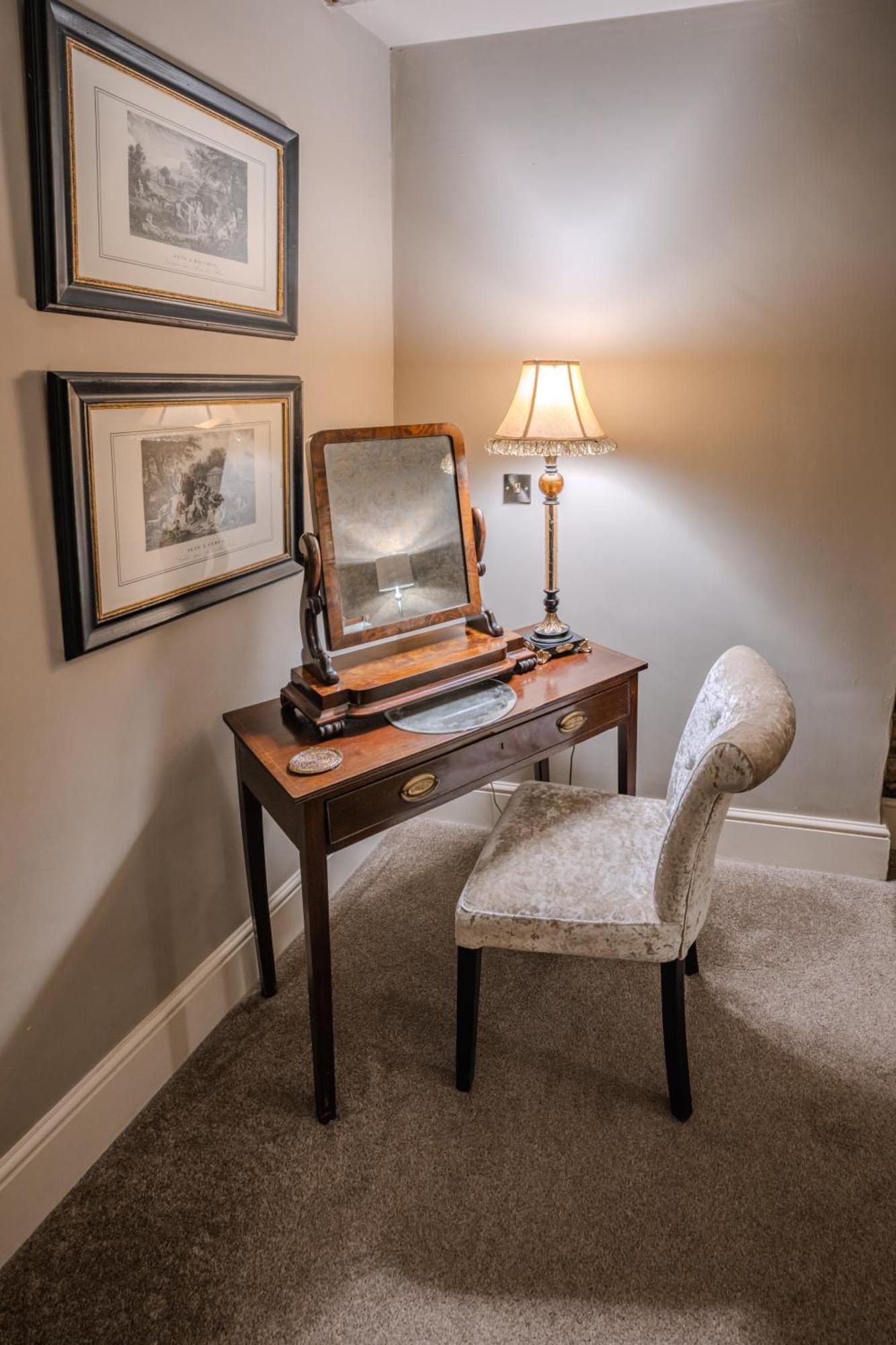 The Plough Bed & Breakfast 4*