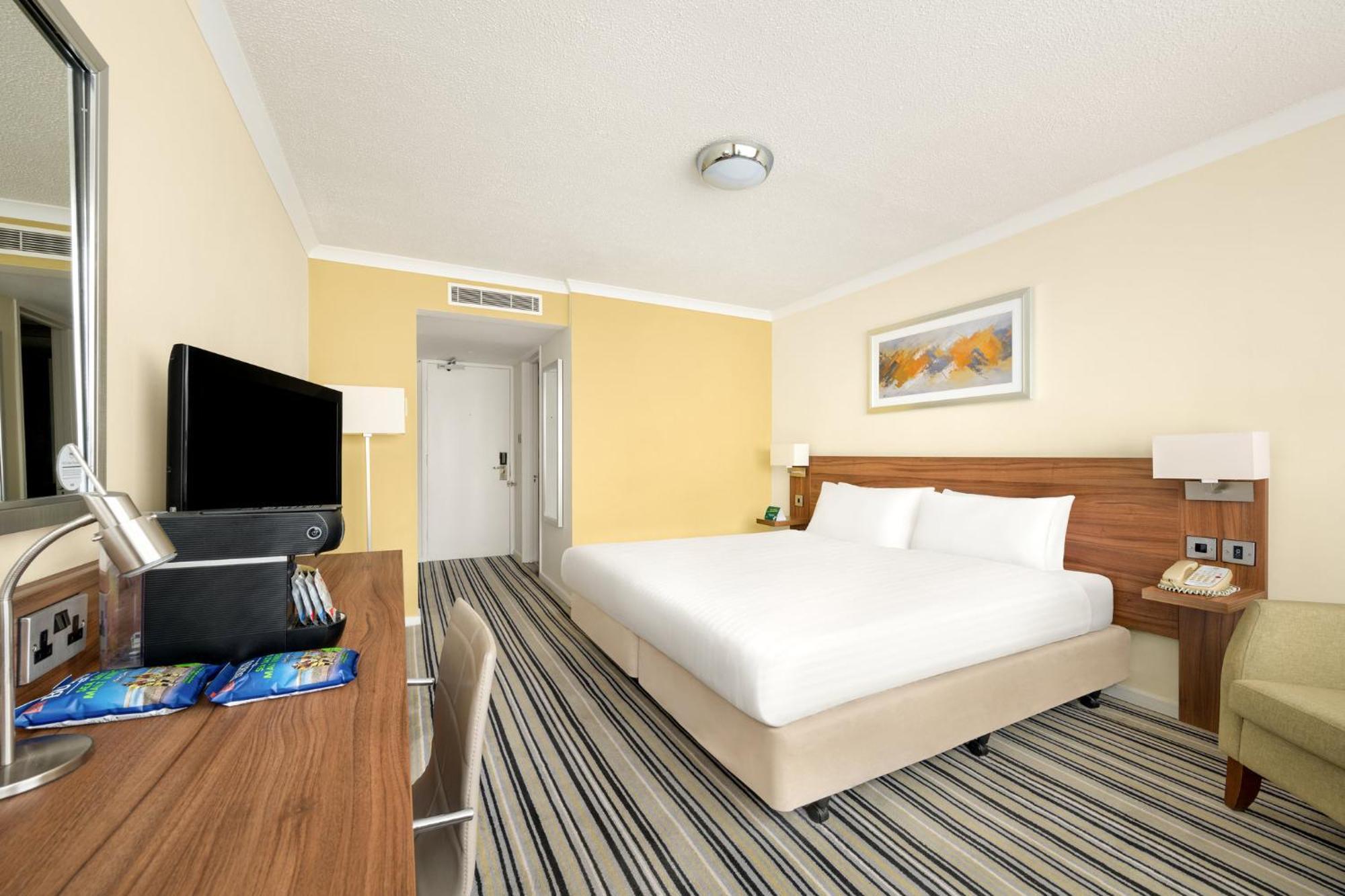 By Ihg Hotel 4*