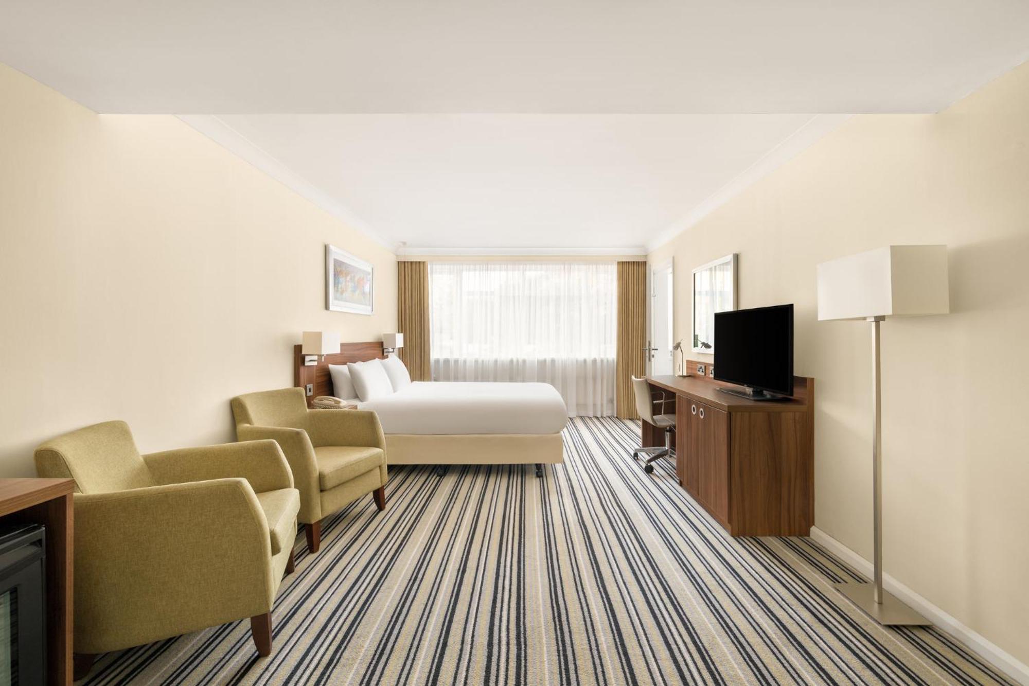 By Ihg Hotel 4*