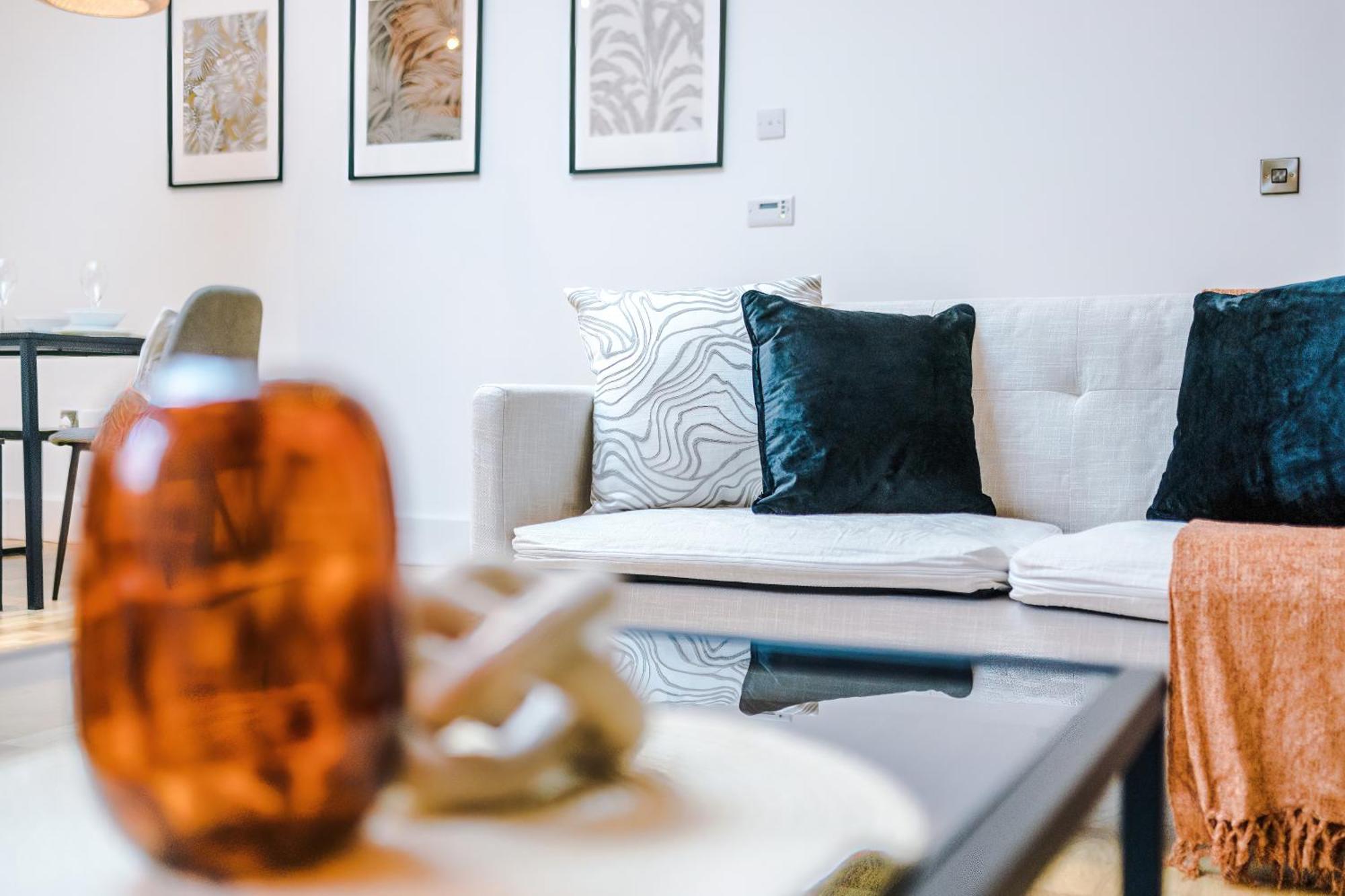Charming 2 Bed In - Sleeps 6 * York
