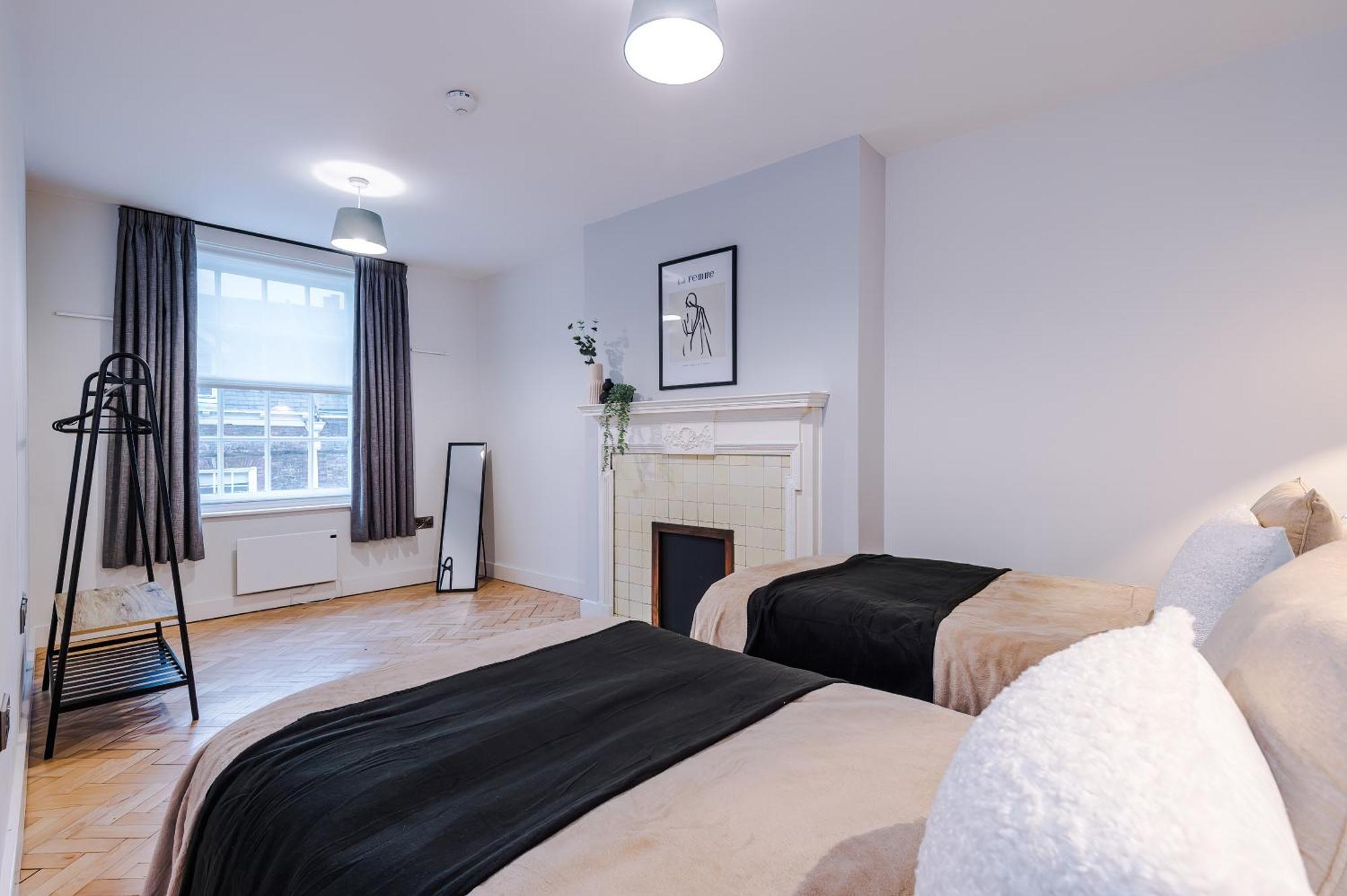Boutique Sleep 12 Apartment York