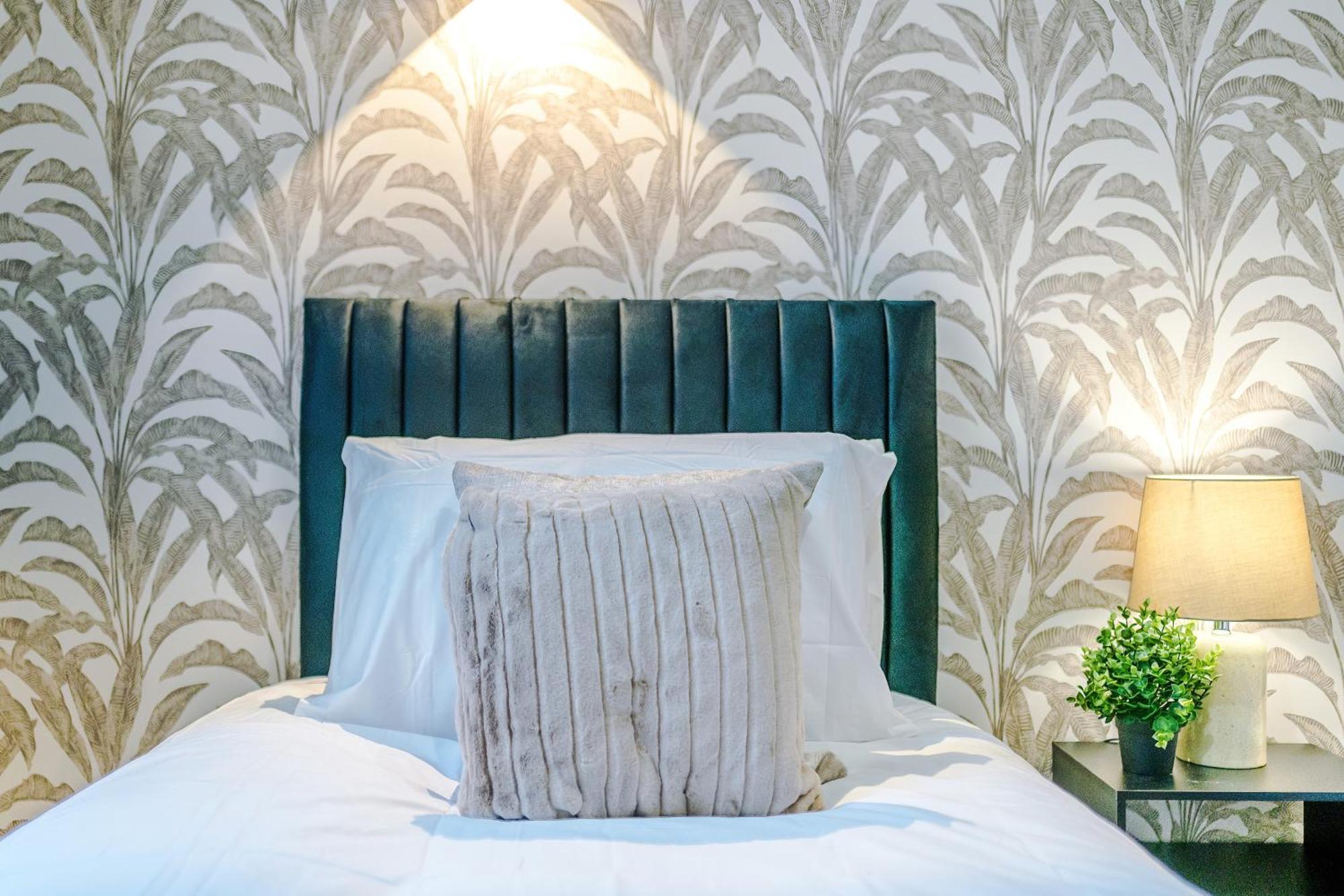 Boutique Sleep 12 *