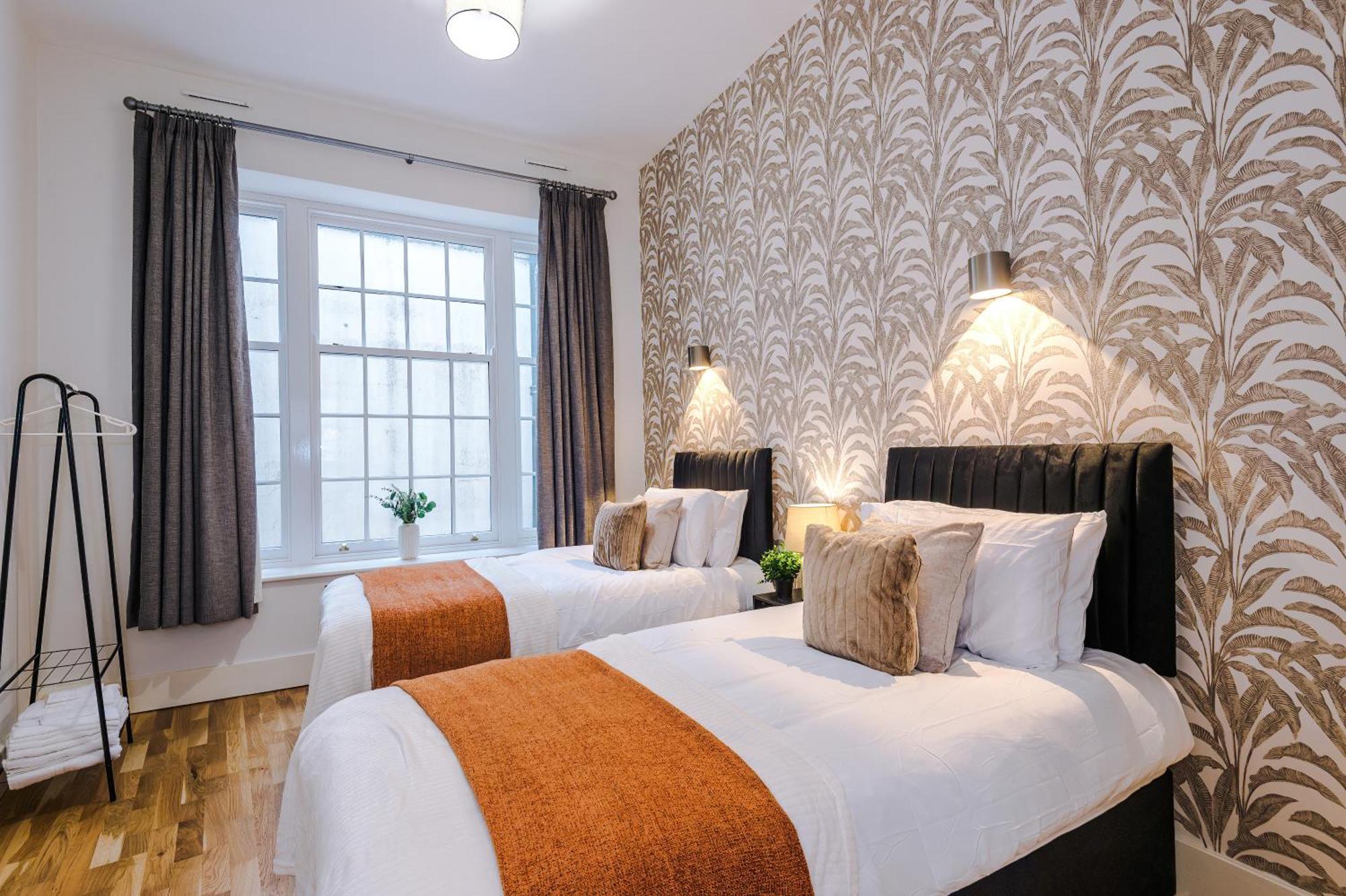 Apartment Boutique Sleep 12 *