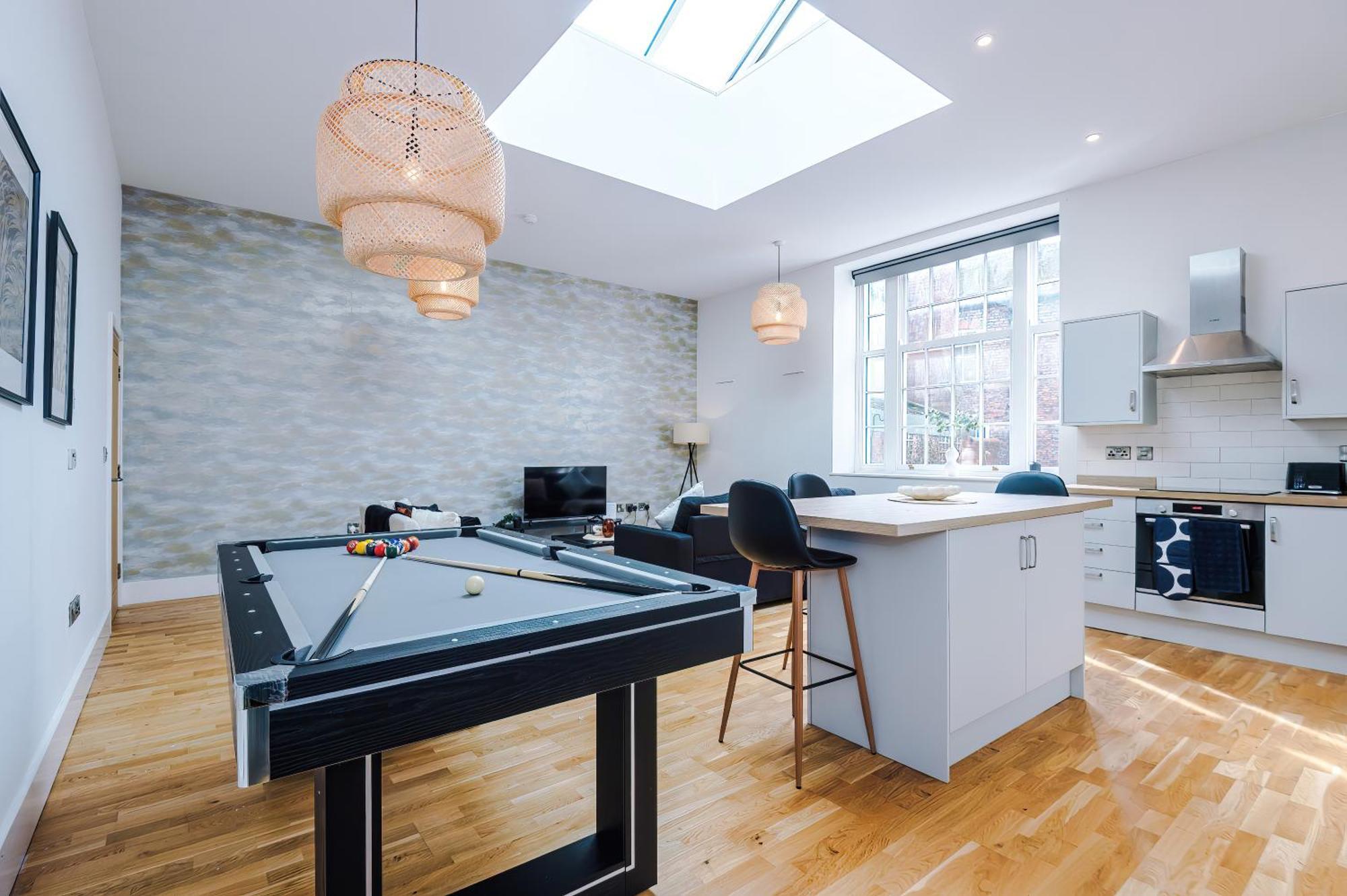 Charming 2 Bed In - Sleeps 6 Apartment York