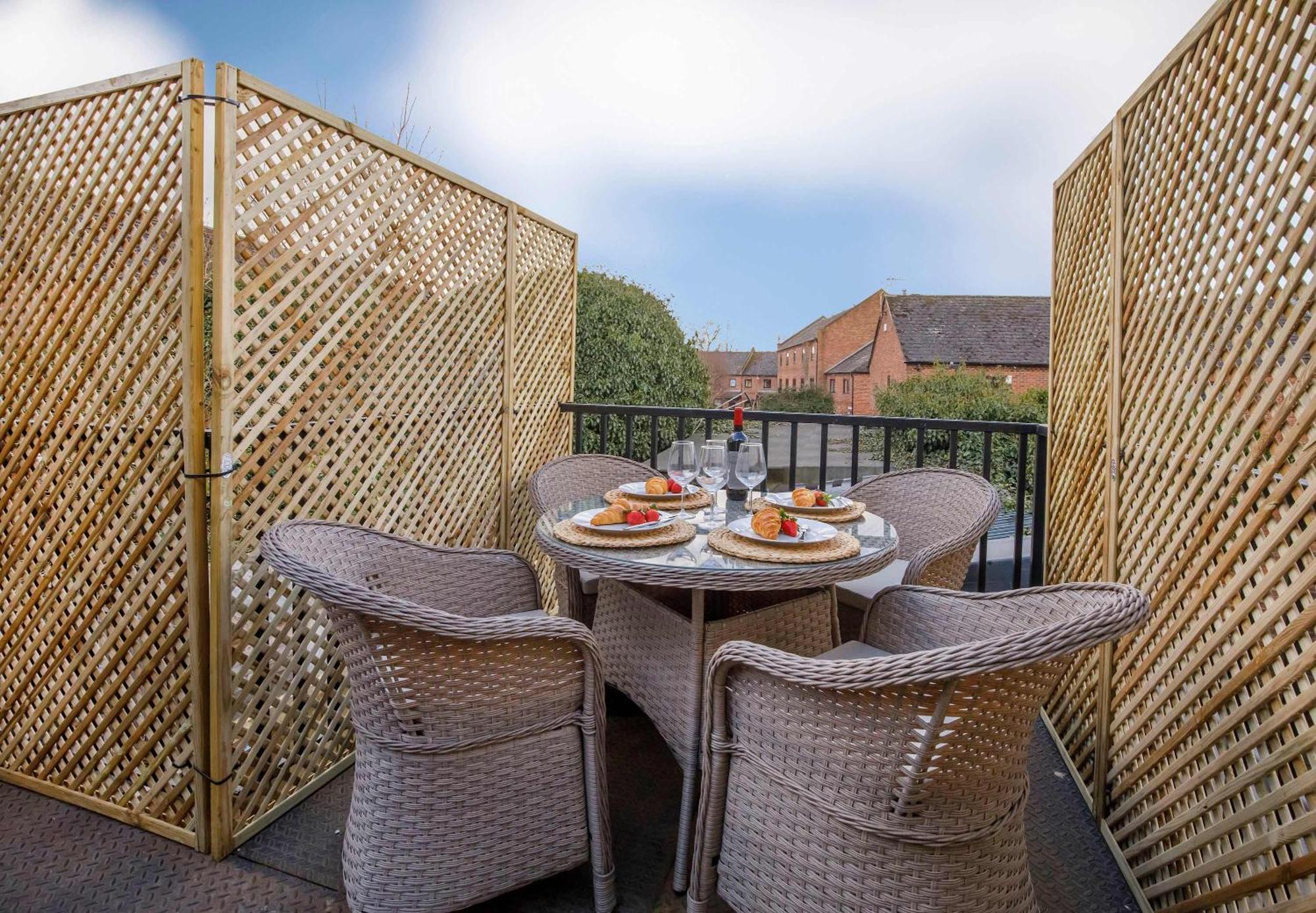 Fishergate Bar Sleeps 4