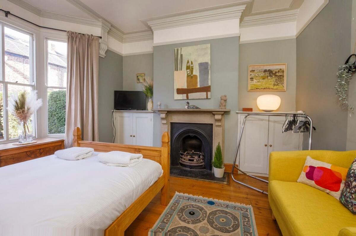 Hot Tub - Pool Table, Holiday home