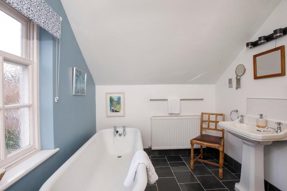 Hot Tub - Pool Table, Holiday home
