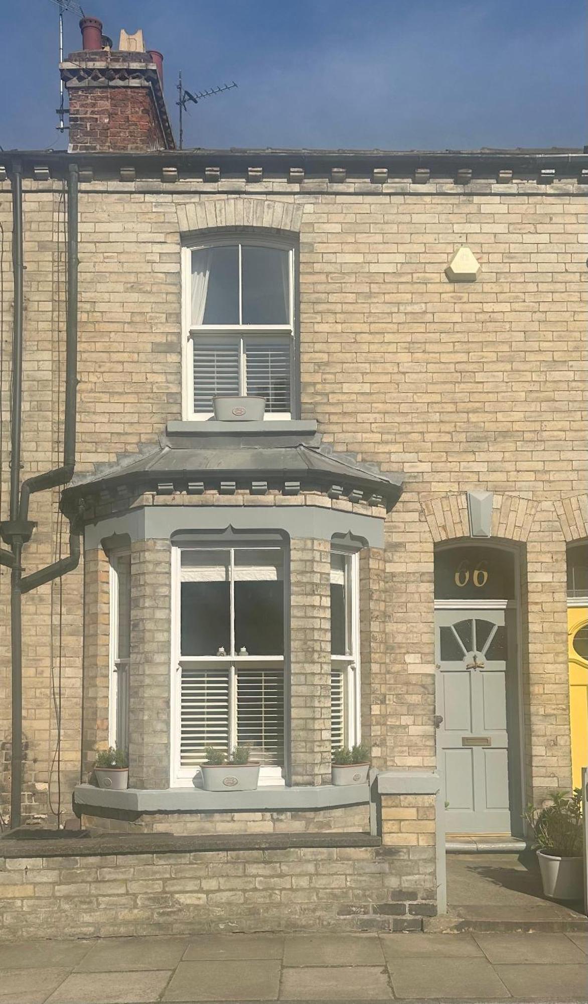 - 66 Scott Street *