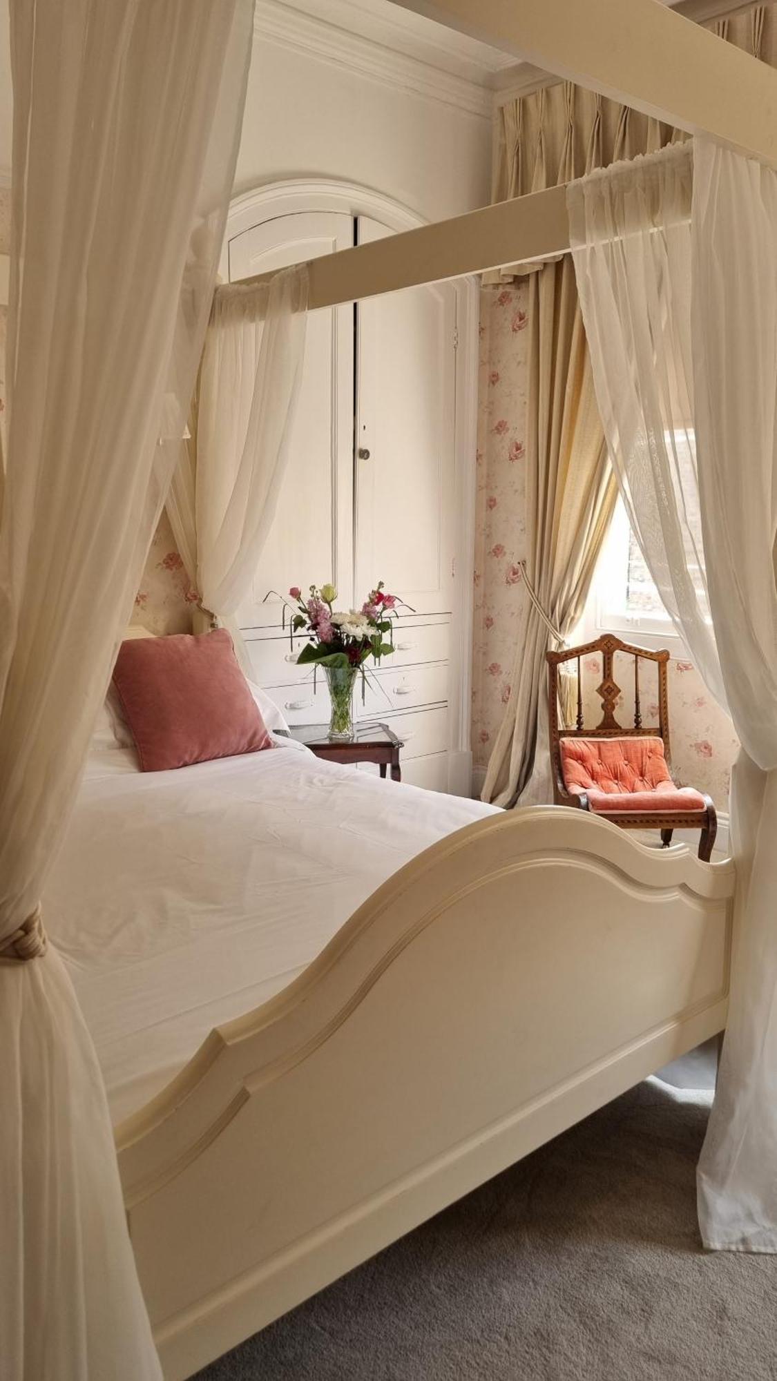 23 St Mary's Bed & Breakfast York