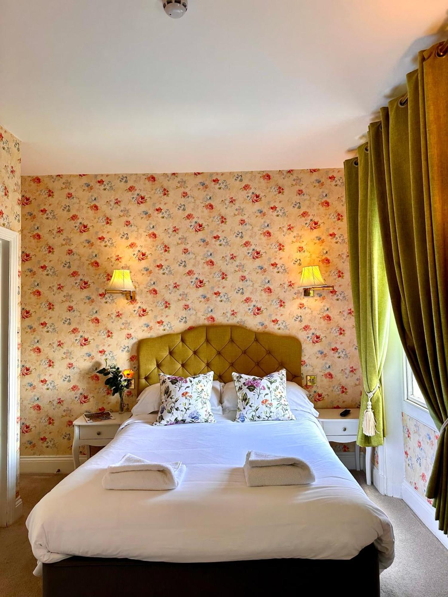 23 St Mary's 4* York