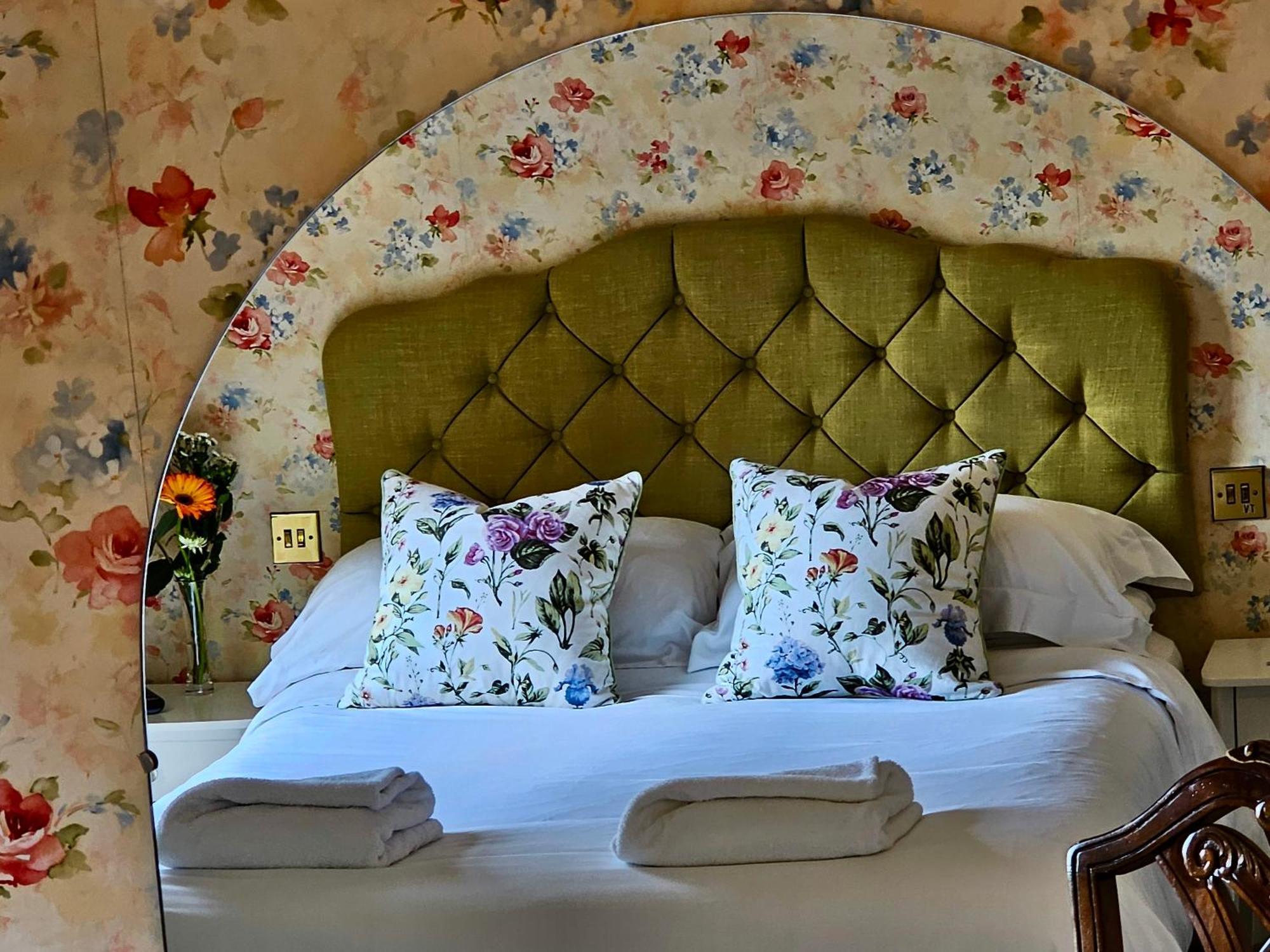23 St Mary's Bed & Breakfast York
