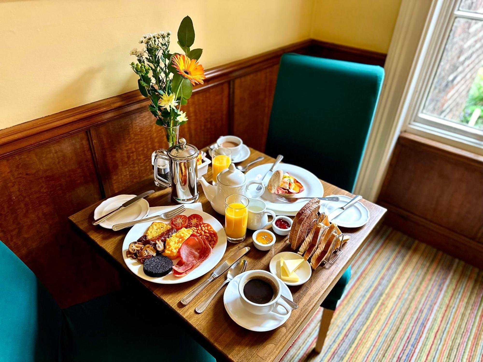 Bed & Breakfast 23 St Mary's York