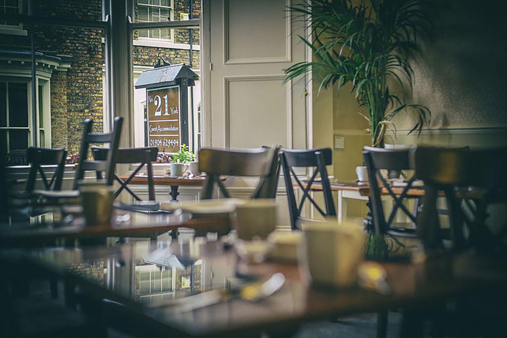 No. 21 Bed & Breakfast 3*