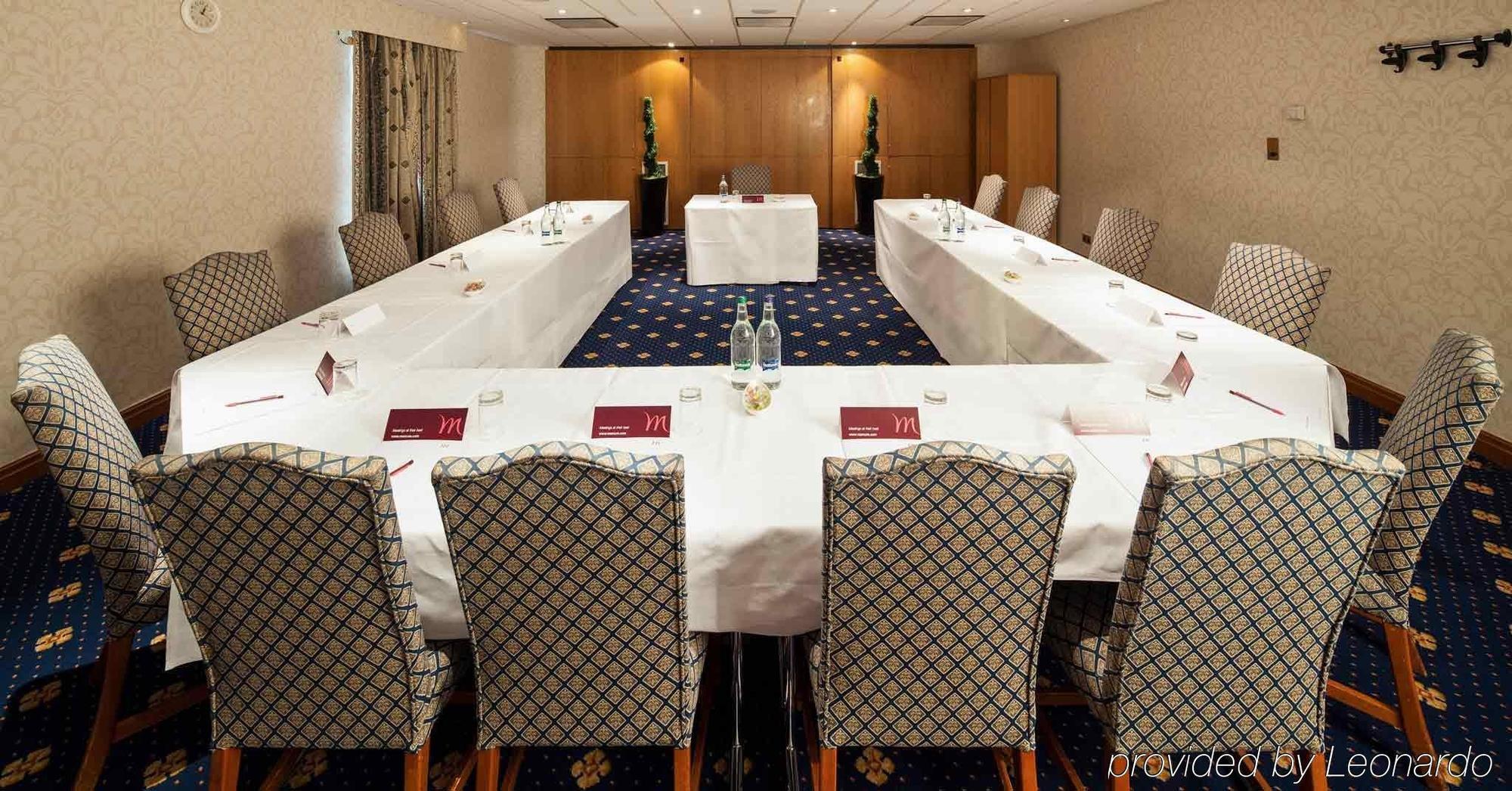 Mercure Fairfield Manor Hotel 4*