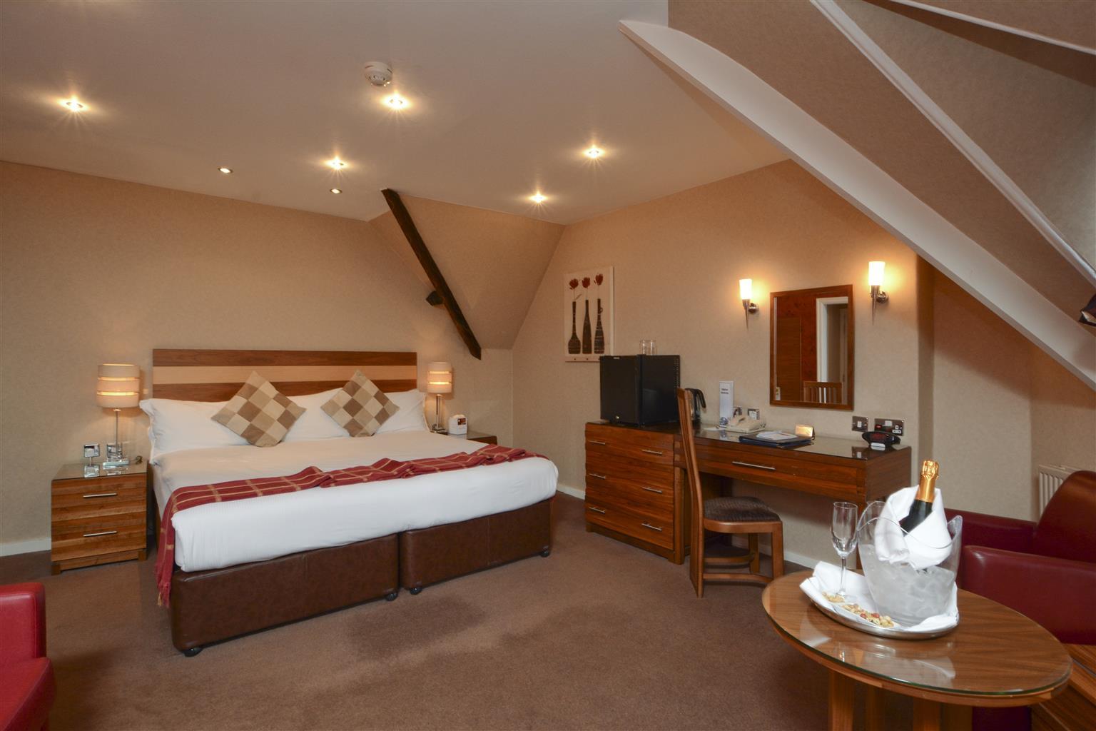 Hotel The Dean Court 4*