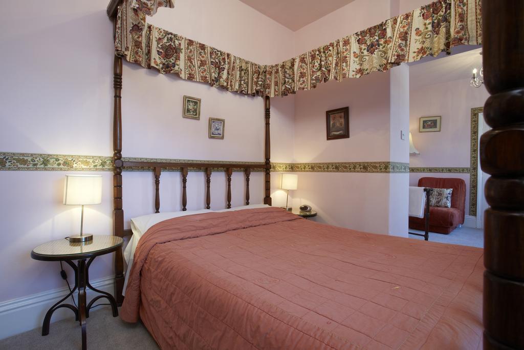 Guest house Fourposter 3*