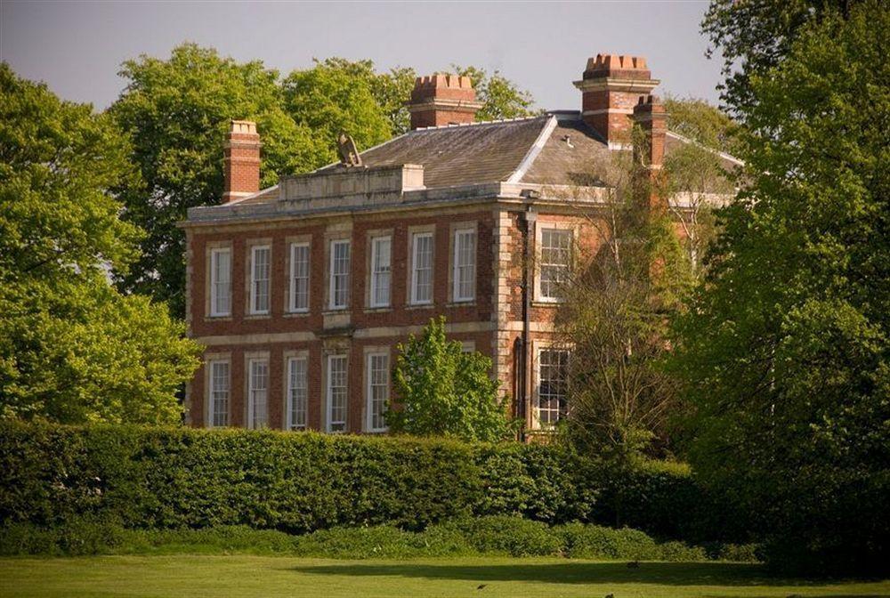 Middlethorpe Hall & 4*