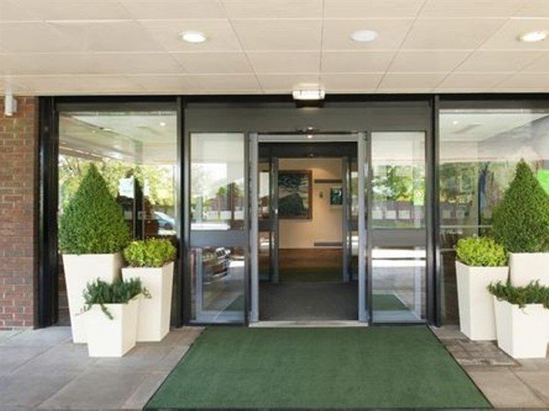Hotel By Ihg