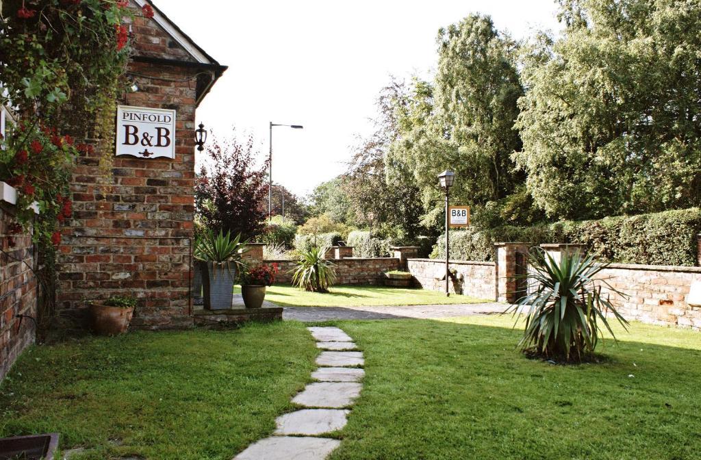 Guest house Pinfold