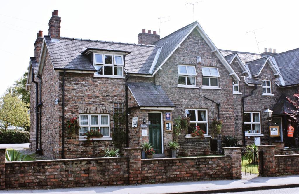 Pinfold Guest house York