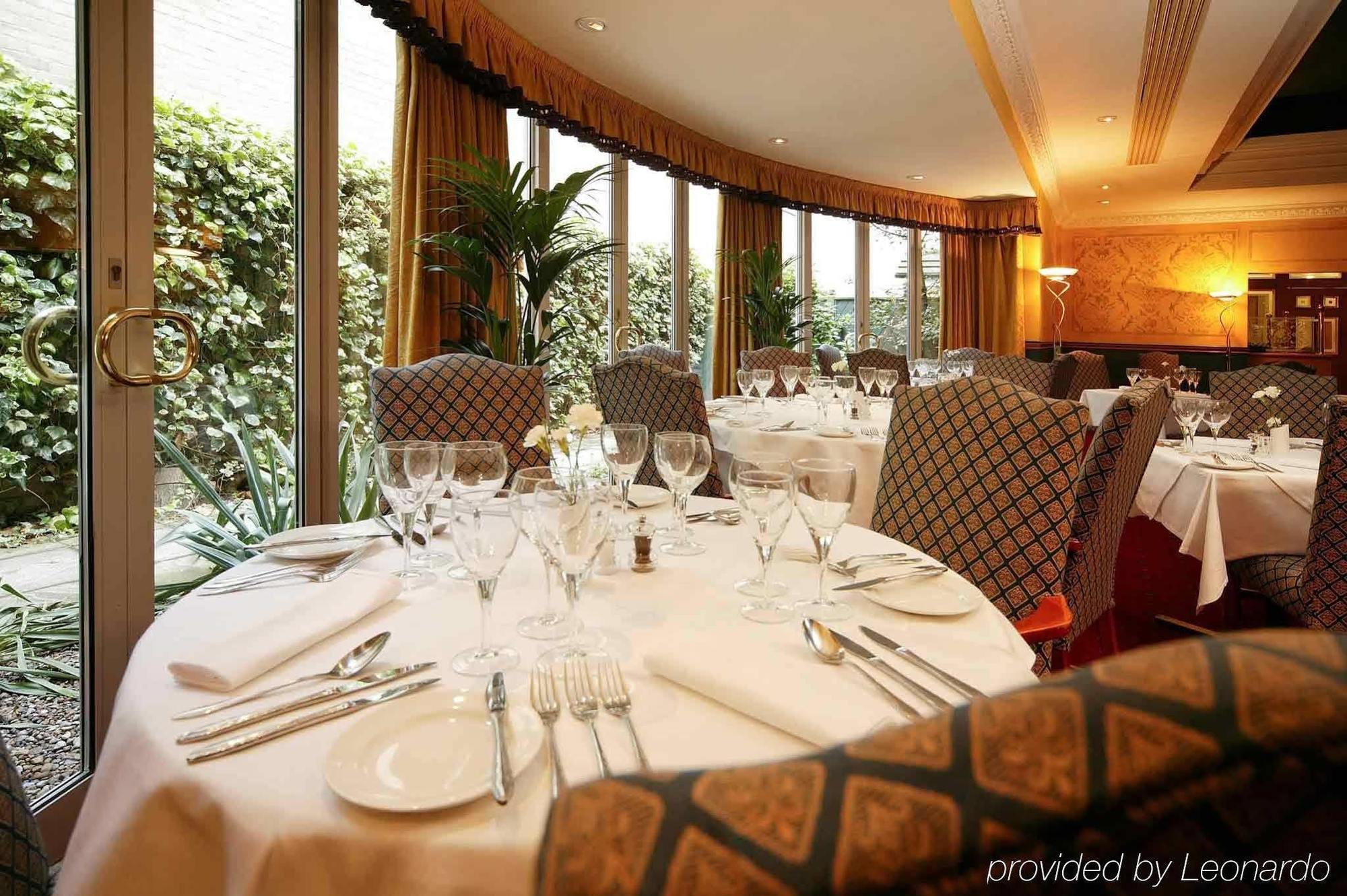 Mercure Fairfield Manor Hotel 4*