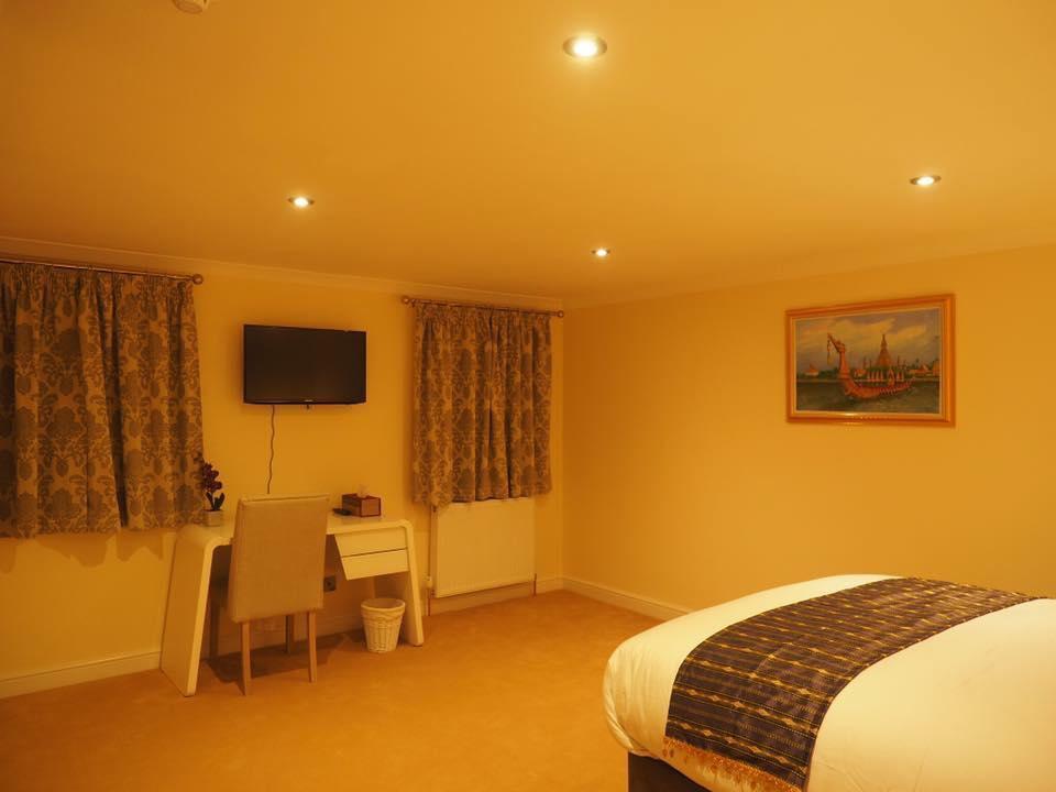 Hotel Thai Season *