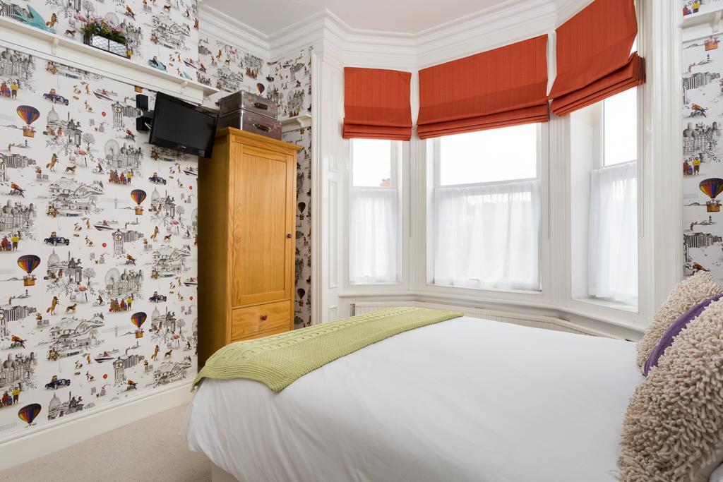 Guest house Holmlea