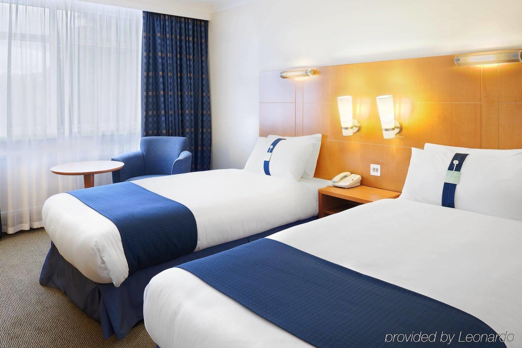 Hotel By Ihg 4*