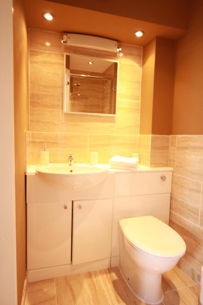 Brentwood Guest house