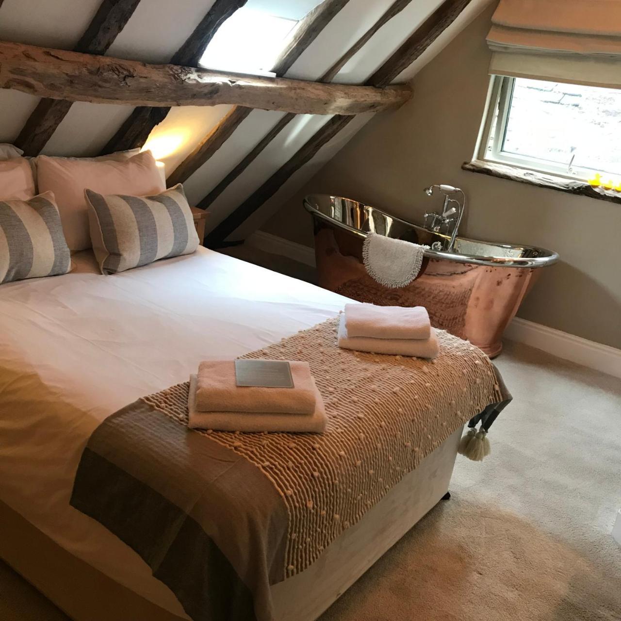 Hotel Galtres & Forest Restaurant 3*