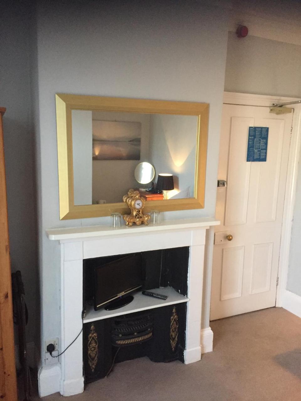 Guest house Holly 4*