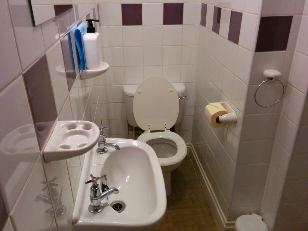 Hostel Astley House *