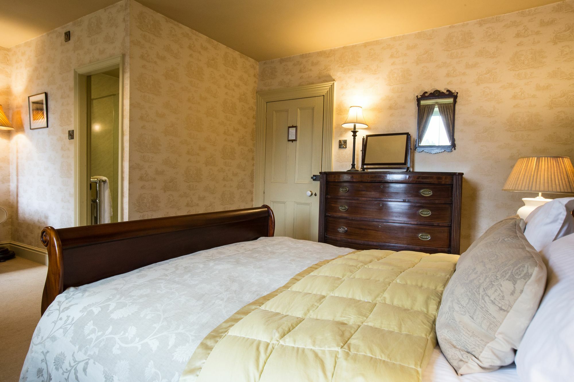 The Cornmill Hotel