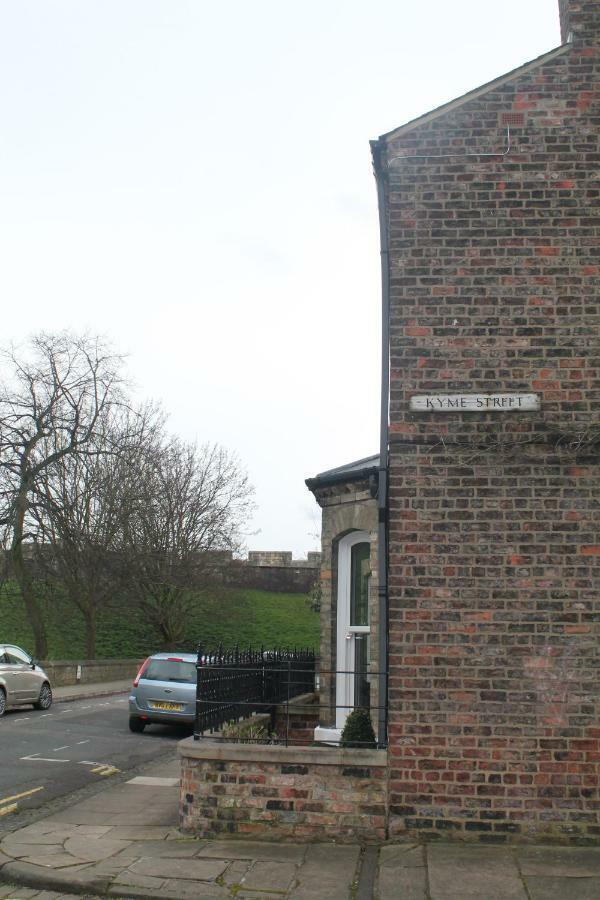 Kyme Street,