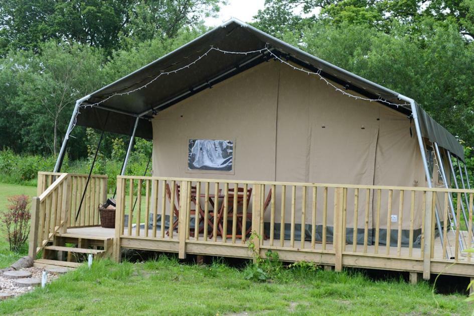 Lodge Canadian Fields York