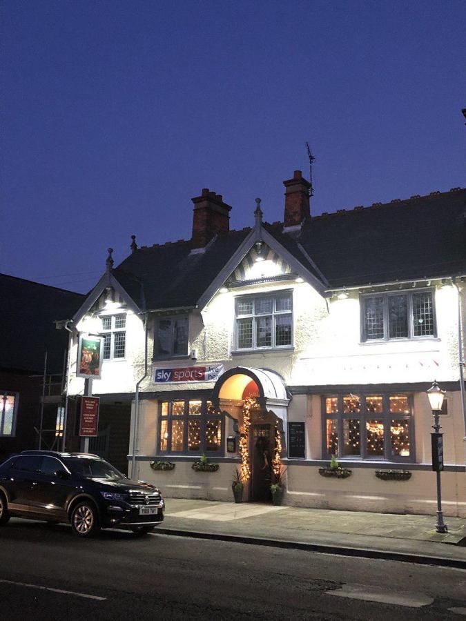 The Saddle Inn 5*