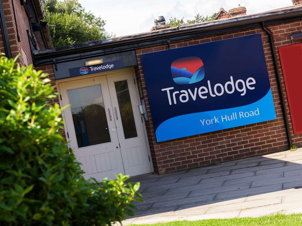 Travelodge Hull Road 3*