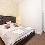 York City Centre Holiday Apartment