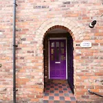 John\'S House