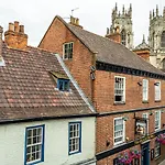 Number One High Petergate