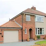Quiet 3 Bed House With Gardens & Games Room