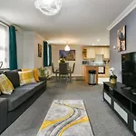 Phoenix Apartment Near The Station