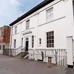 50A Clifton Garth