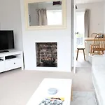Chaloners, Free Parking, Large Garden, Close To York Races & City Centre