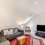 The Loft At St Johns