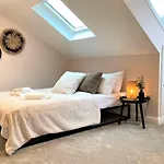 Escape 2 Unwind, Minster Retreat - Sleeps 5